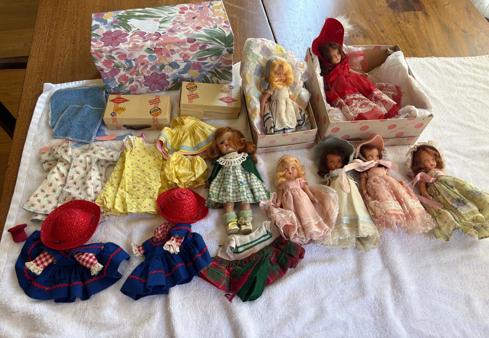 Doll collection lot (1950’s)