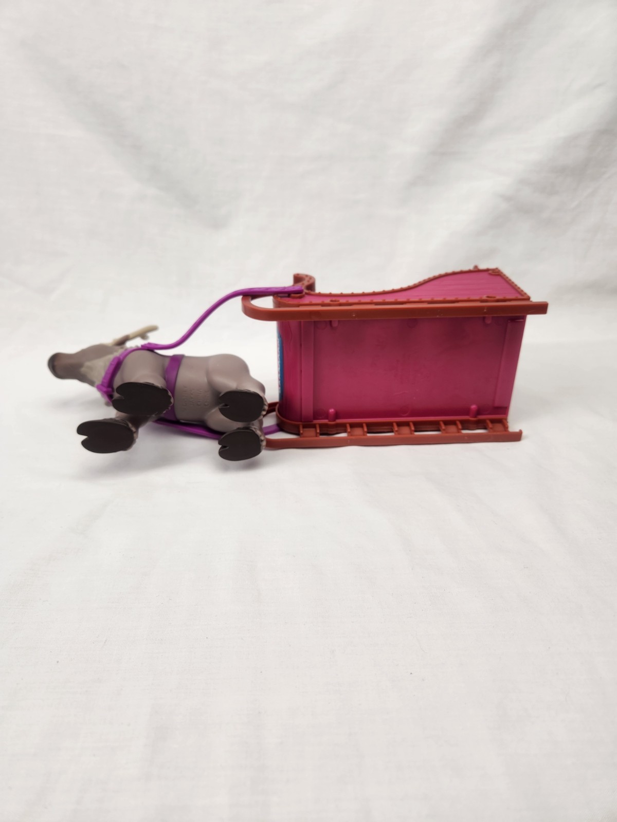 Disney Princess Petite Sleigh and Reindeer. Frozen II Jakks Pacific Sled 6.25″