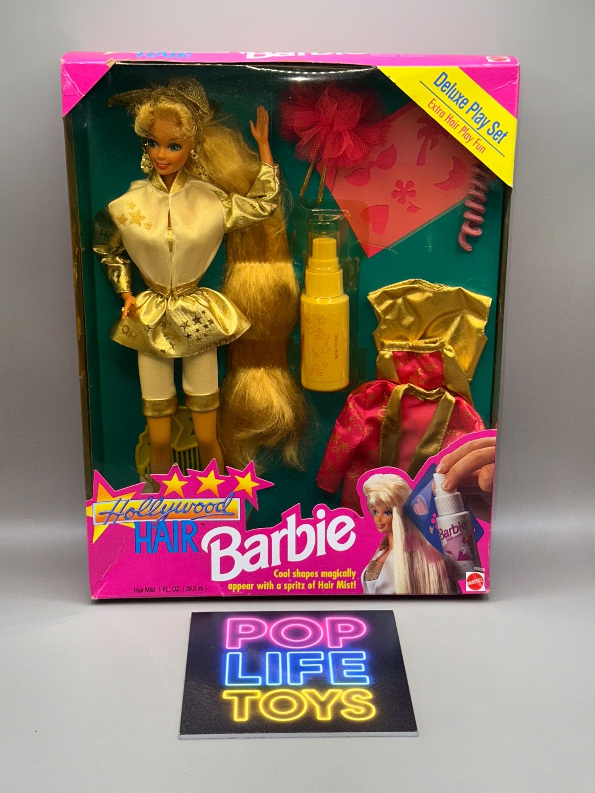 Vintage 1993 Mattel “Hollywood Hair Barbie Deluxe Playset” #10928 *NRFB*