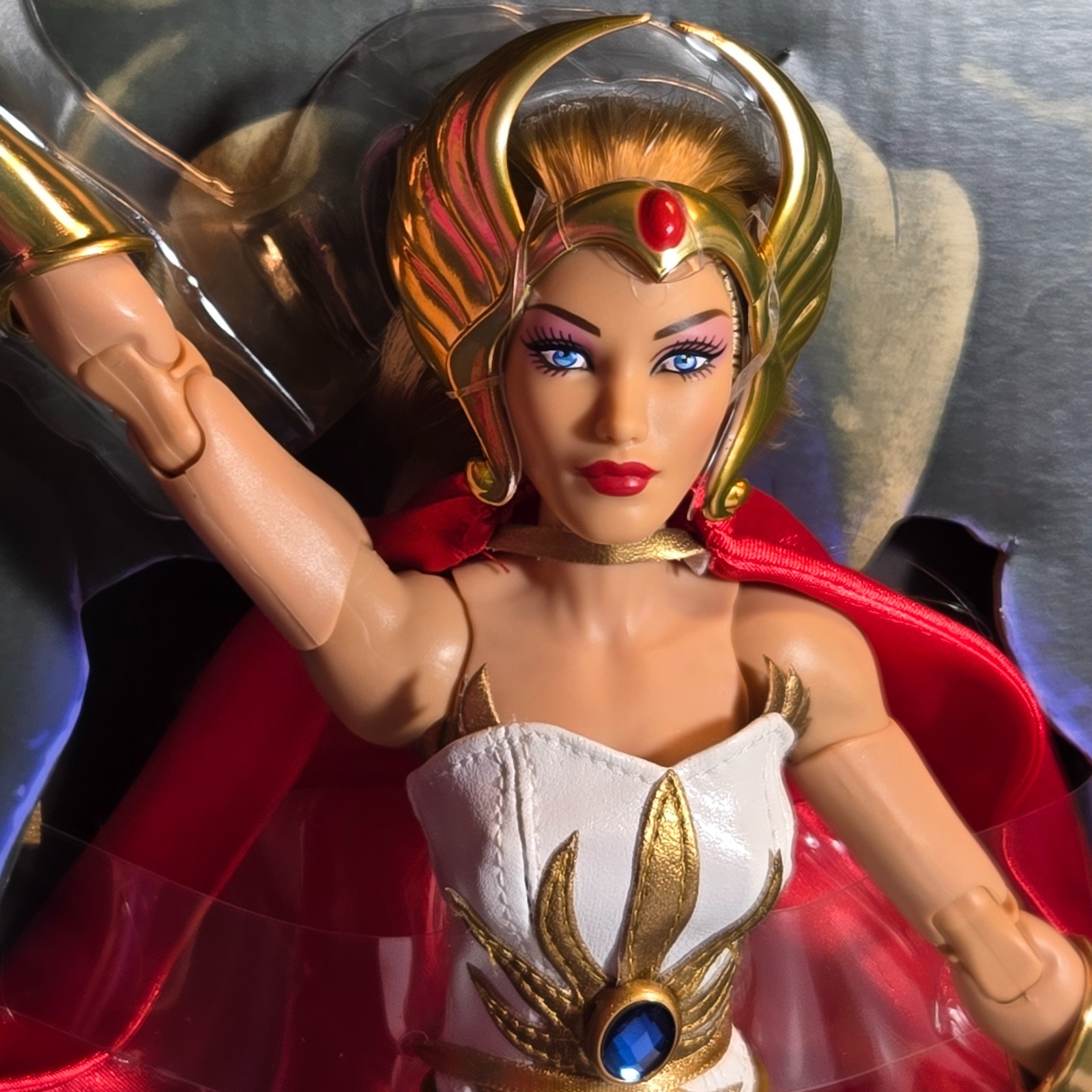 N190 ~ NRFB 2016 SDCC MOTU PRINCESS OF POWER SHE-RA COLLECTOR 11″ DOLL FIGURE