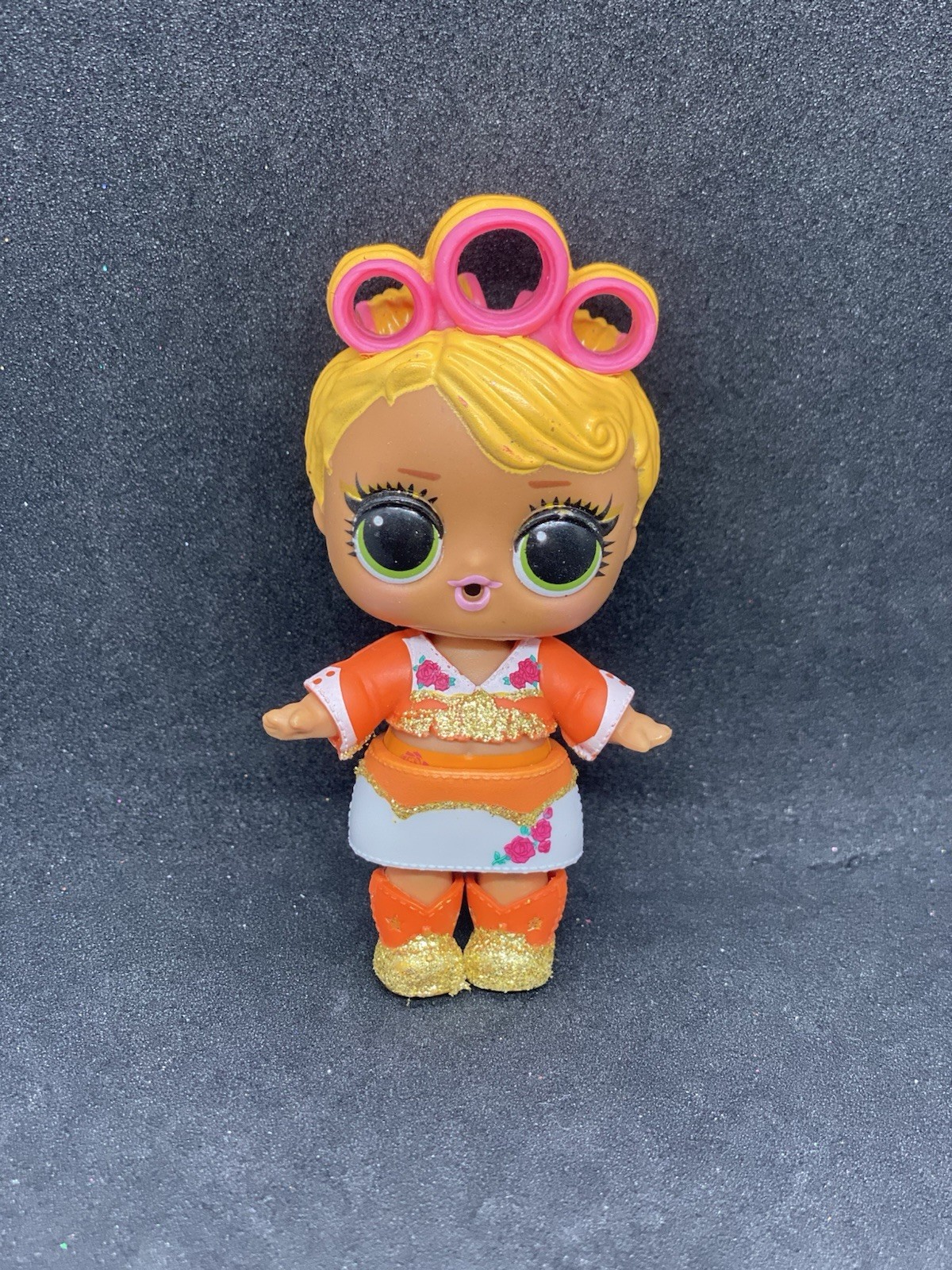 Lol Surprise! Squish Sand Magic Hair Ultra Rare doll Curler Cutie. Orange Outfit