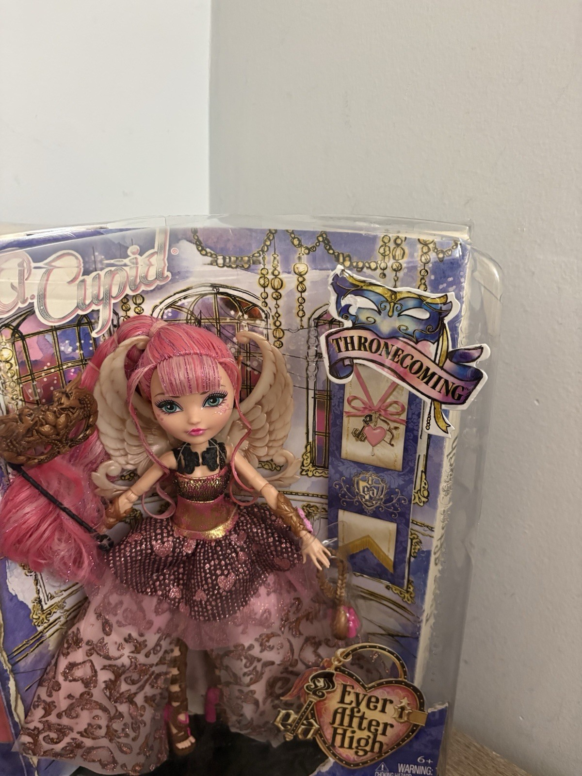 Ever After High C.A. Cupid Thronecoming, NIB (2013) **Plastic Damaged/Dented**