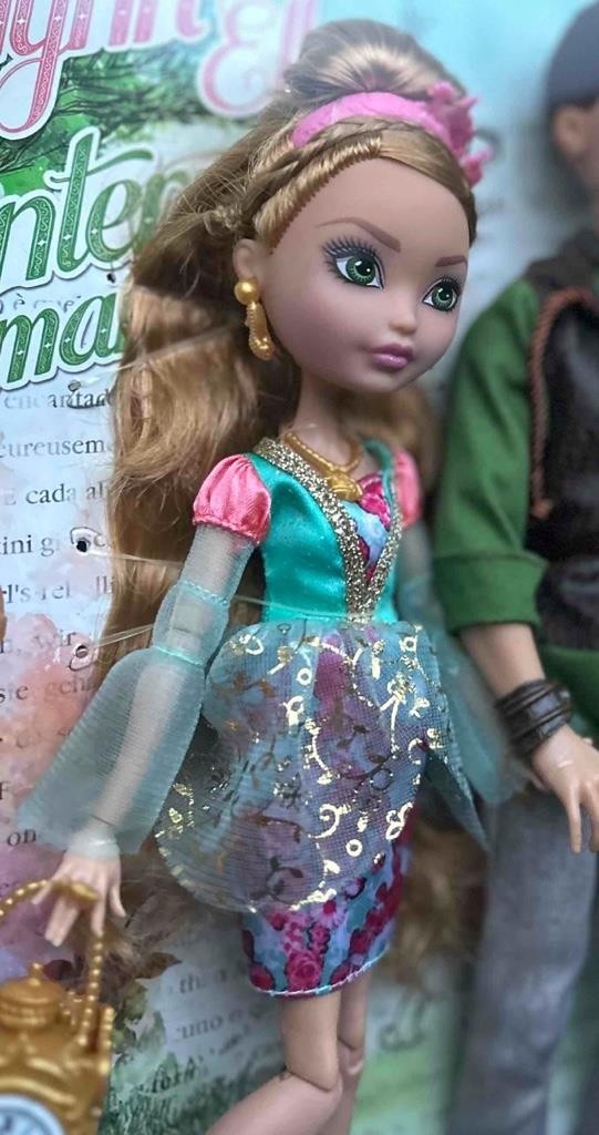2013 Mattel Ever After High~Ashlynn Ella and Hunter Huntsman Dolls Gift Set~NFRB