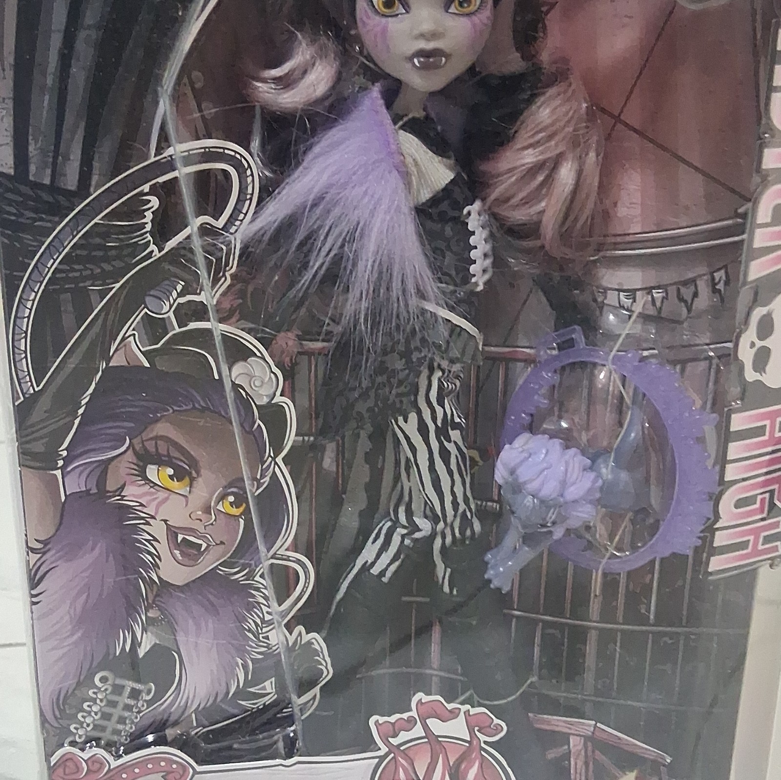 Monster High Freak du Chic Clawdeen Wolf 10.5in Fashion Doll NRFB + Accs 6+