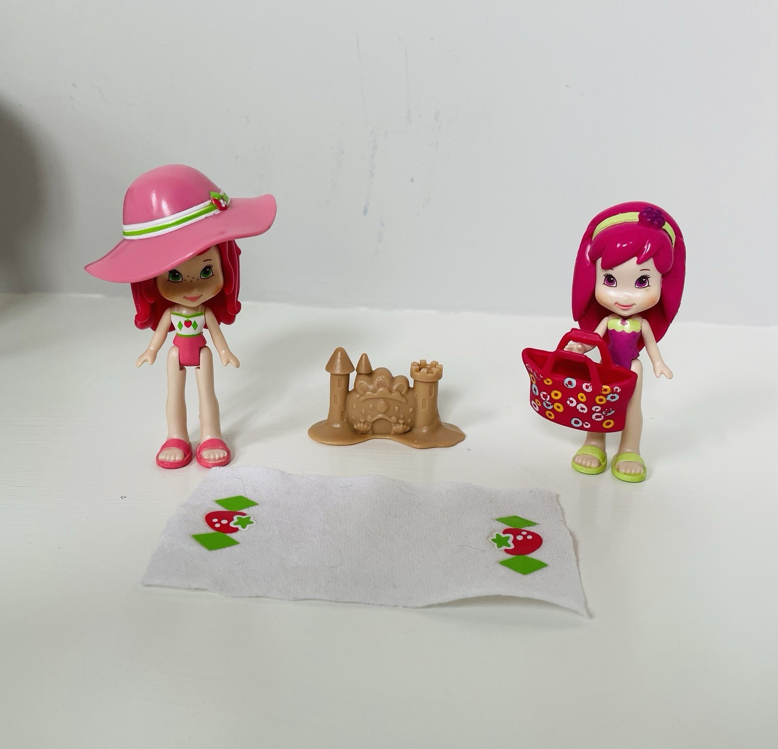 Strawberry Shortcake & Raspberry Torte Beach Pool Day Set Flip Flops Sand Castle