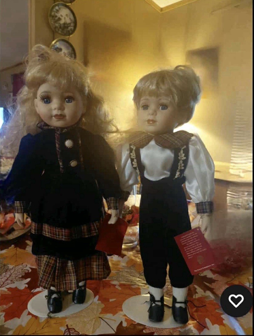 Finish Porcelain Boy And Girl Doll