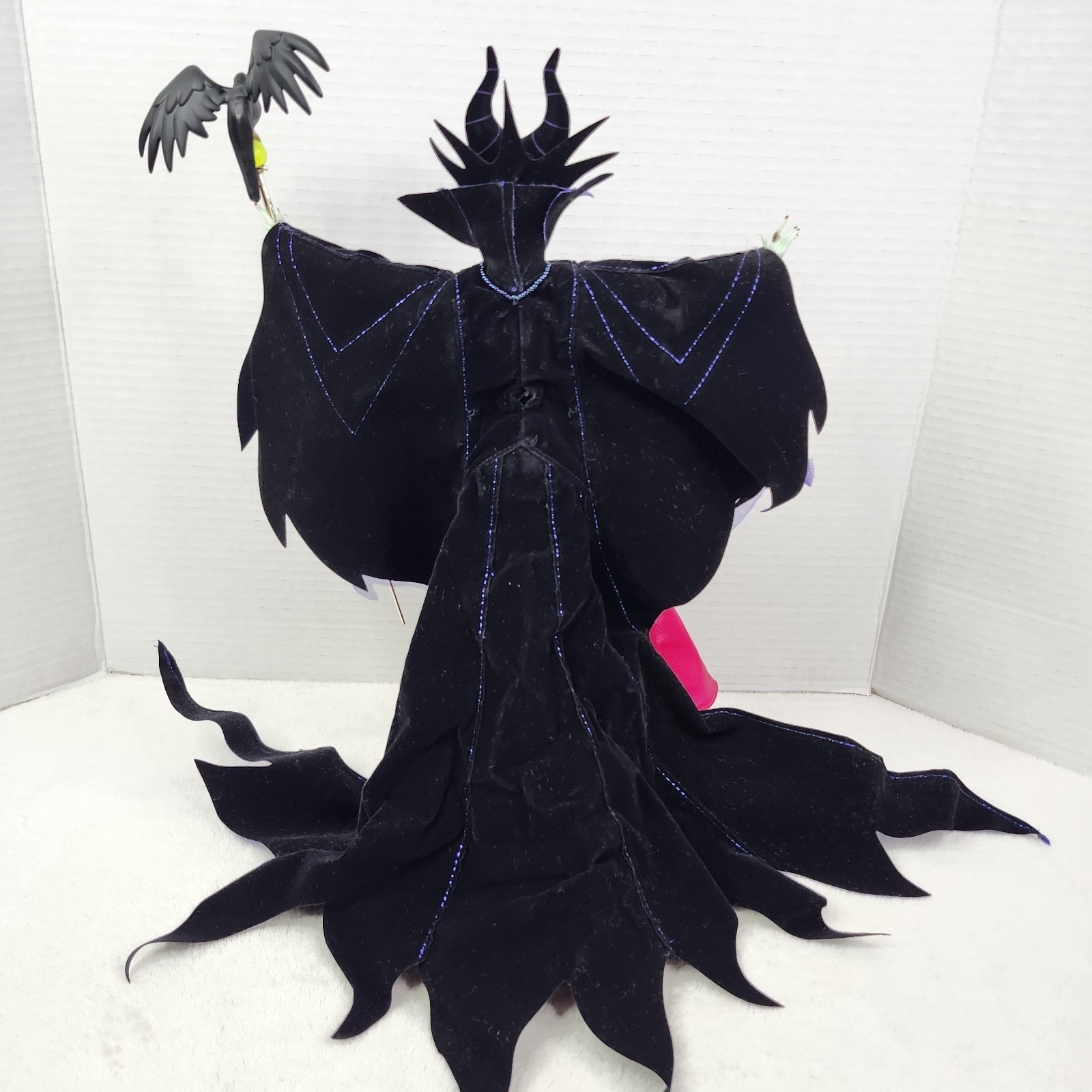 Disney Sleeping Beauty 40th Anniversary Maleficent Villains Collection 20990
