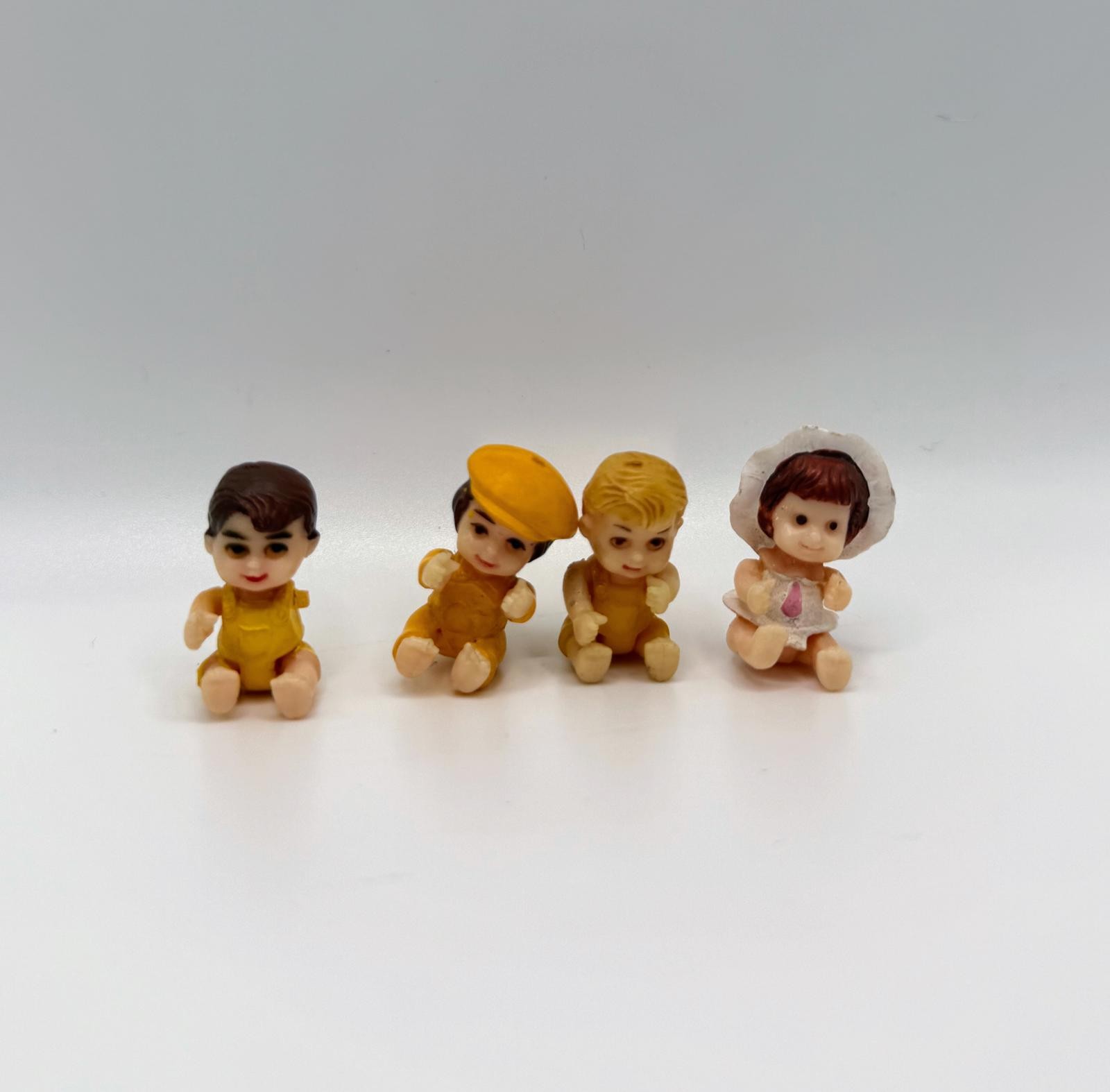 Set of 4 Vintage 1970s Dollhouse Miniature Babies 1:12 Scale