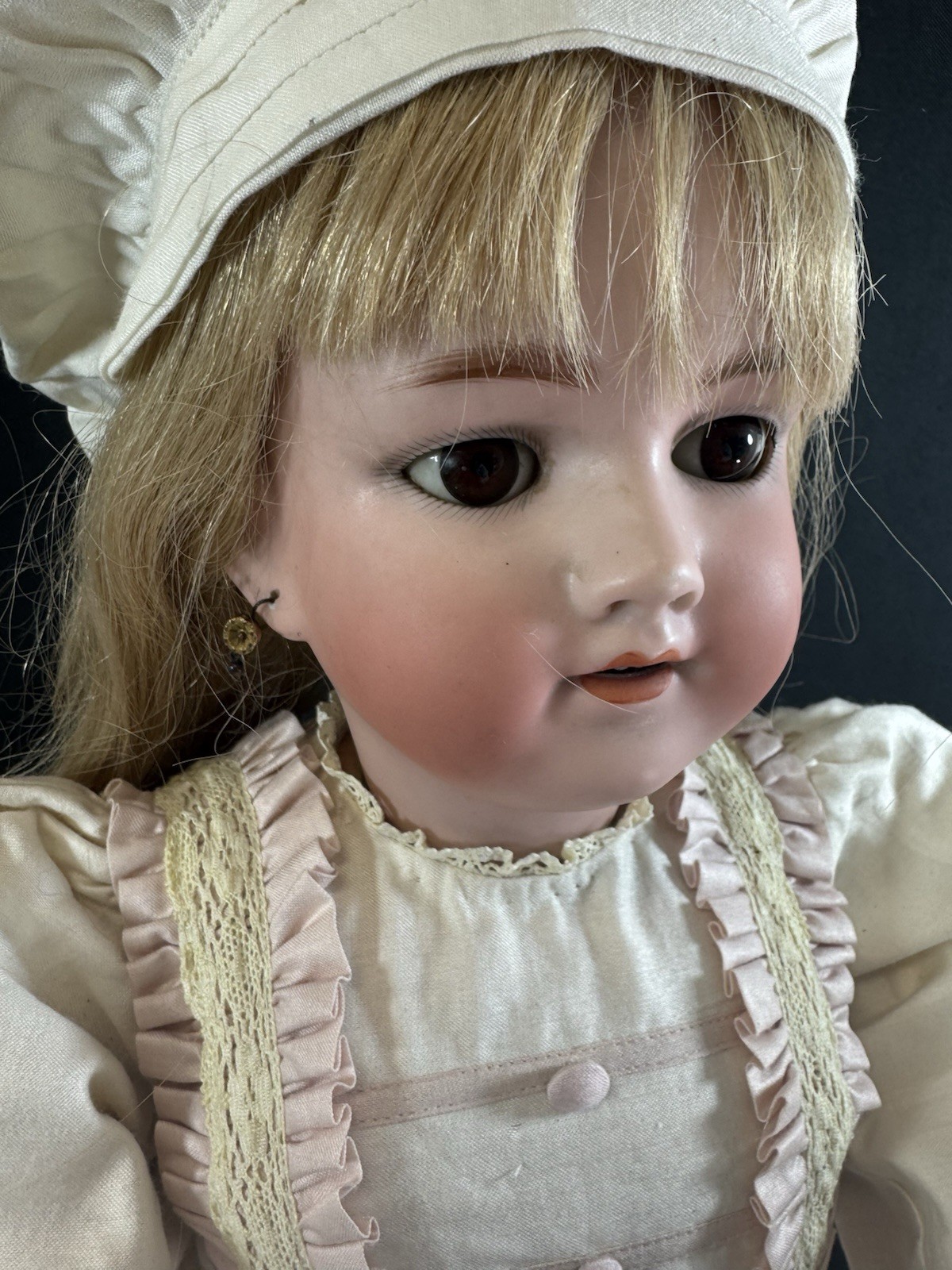 Antique German 28″ Heinrick Handwerk Doll~marked body~Excellent shape
