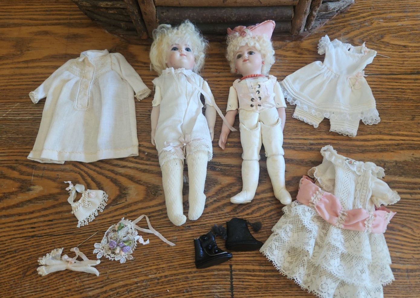 Doll Artist 7 1/2″ & 8″ Bisque F.G. Fashion Doll Pair w/ Extras
