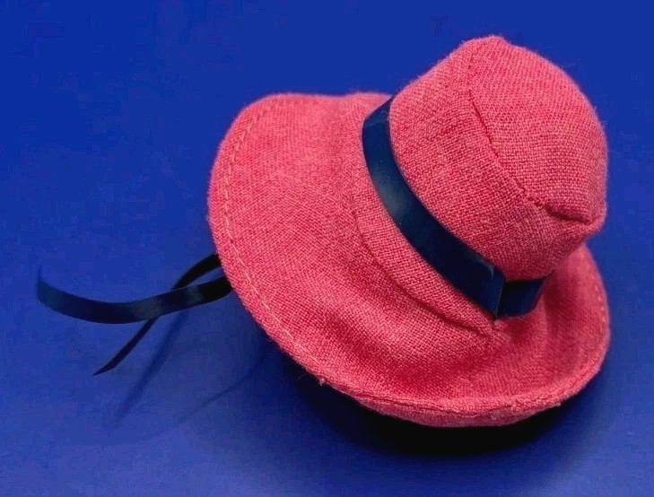 VINTAGE FRANCIE TWIGGY #1728 “Twiggy Gear” Rose Floppy Hat Excellent Clean 1960s