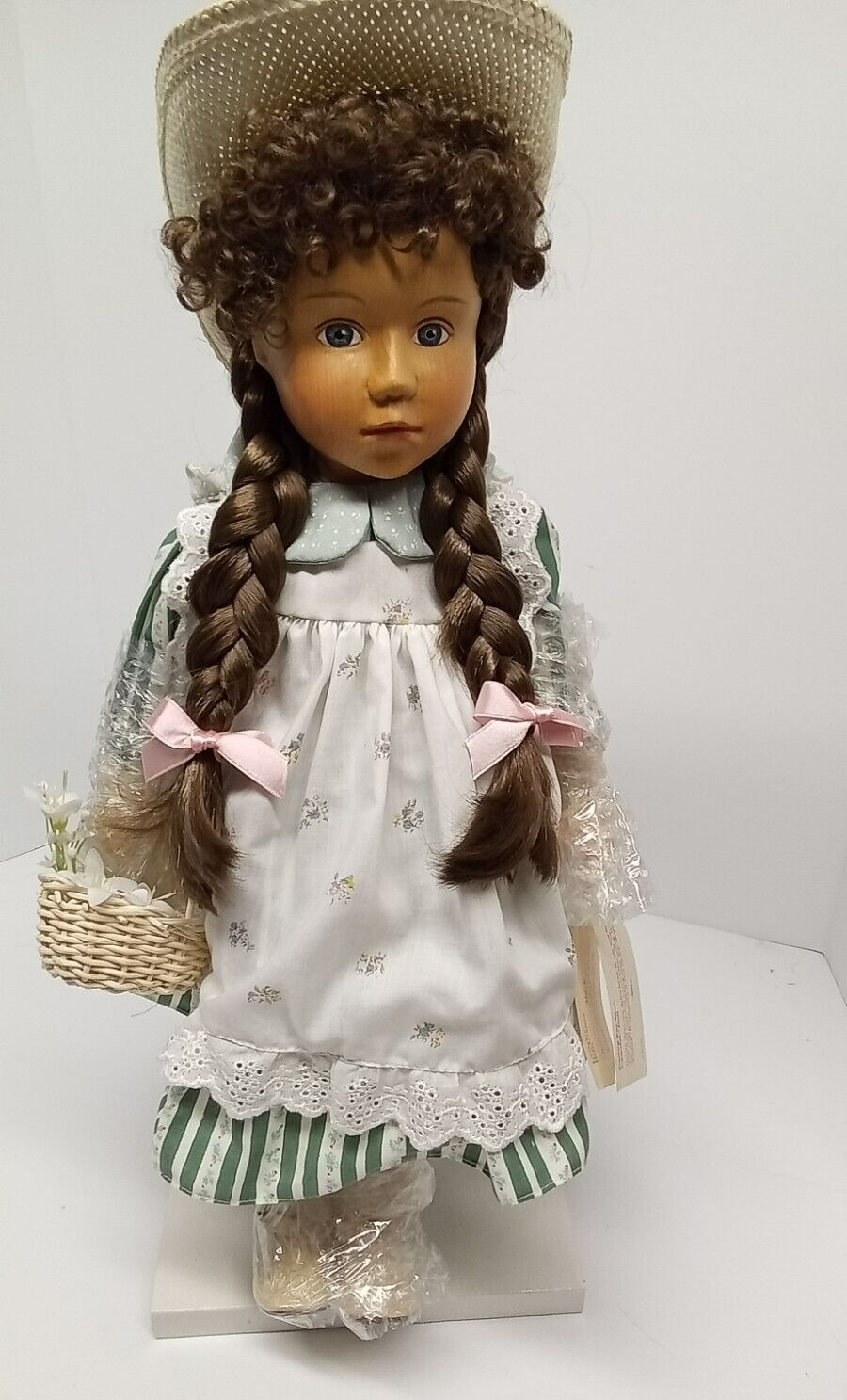 CAMELOT PORCELAIN DOLL–MAXIE