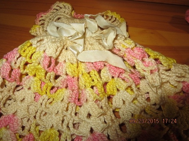 2 VINTAGE 7 1/2″ DOLLS WITH 6 HAND CROCHET DRESSES–#T 4A-7
