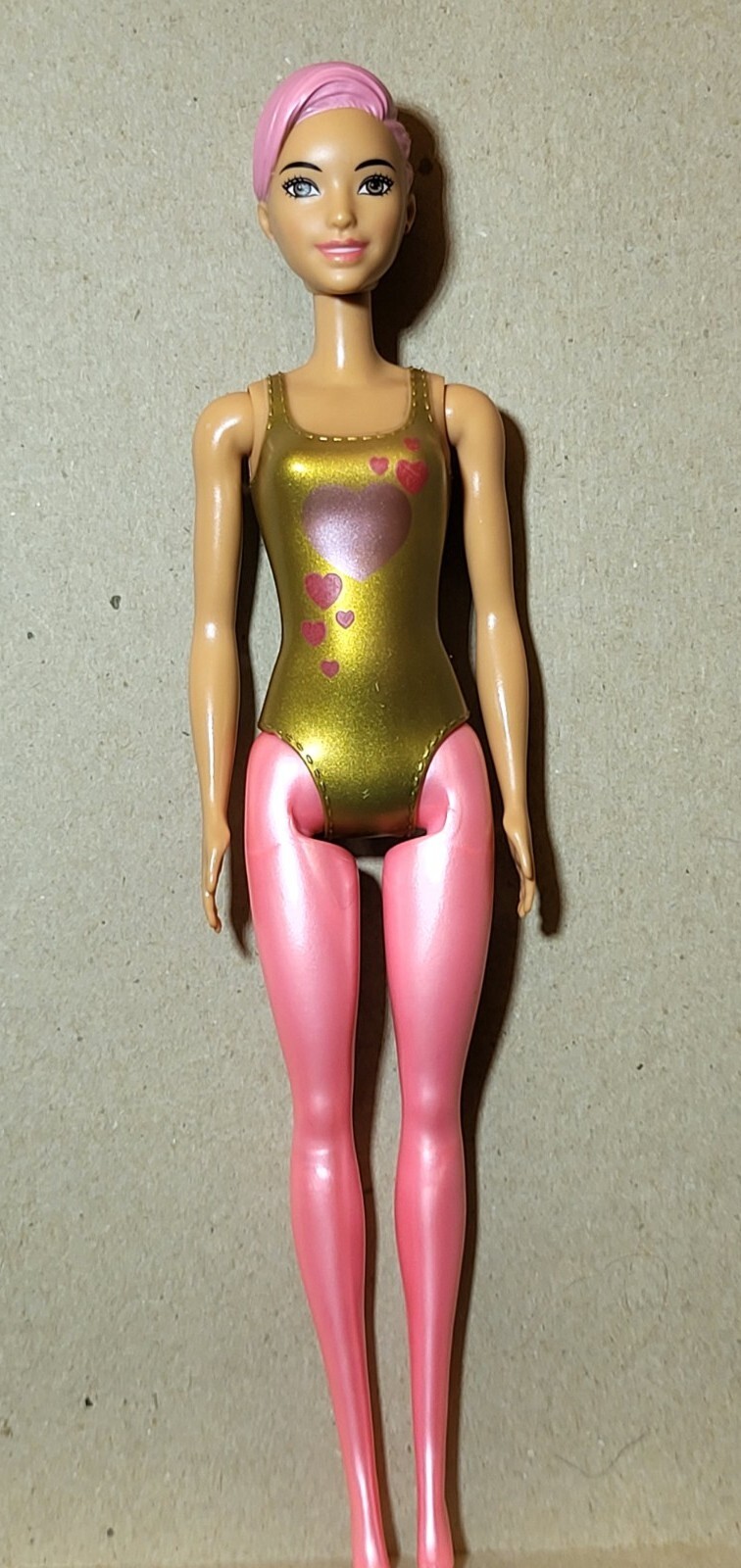 Barbie Doll Painted Swimsuit 2019 Mattel Heart Bathing Suit Girl Gold Pink C264