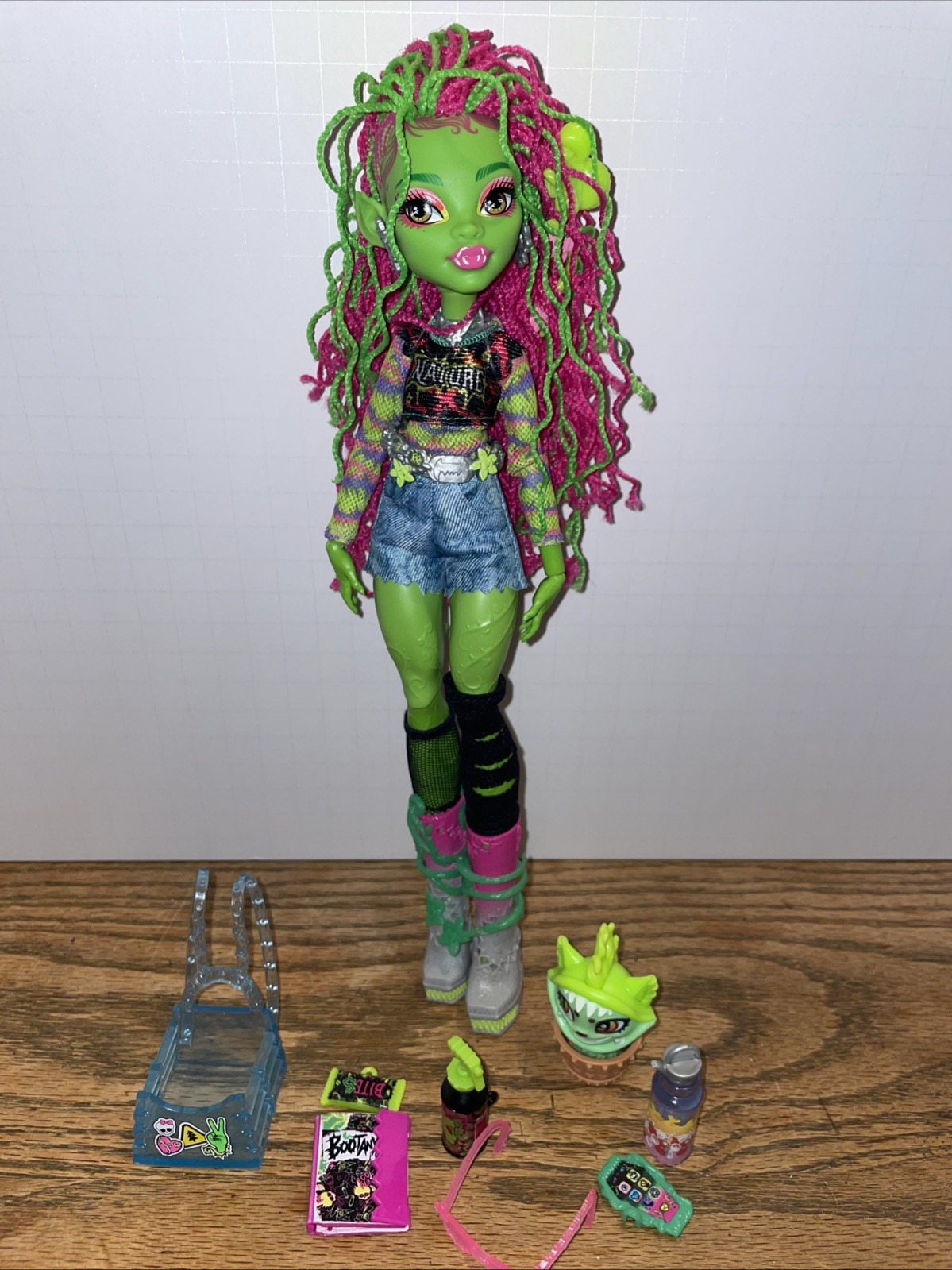 Monster High Signature Venus McFlytrap Gen Three Fashion Doll 2022