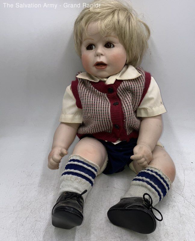 Vintage Multicolor Ceramic Varies Hair Eyes Open And Close Dolls Lot Of 3