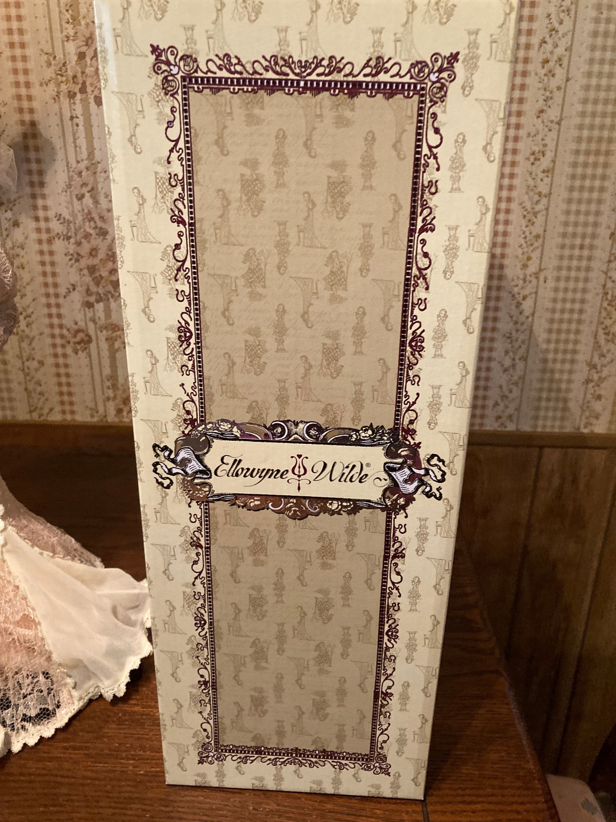 Ellowyne Wilde doll with clothes