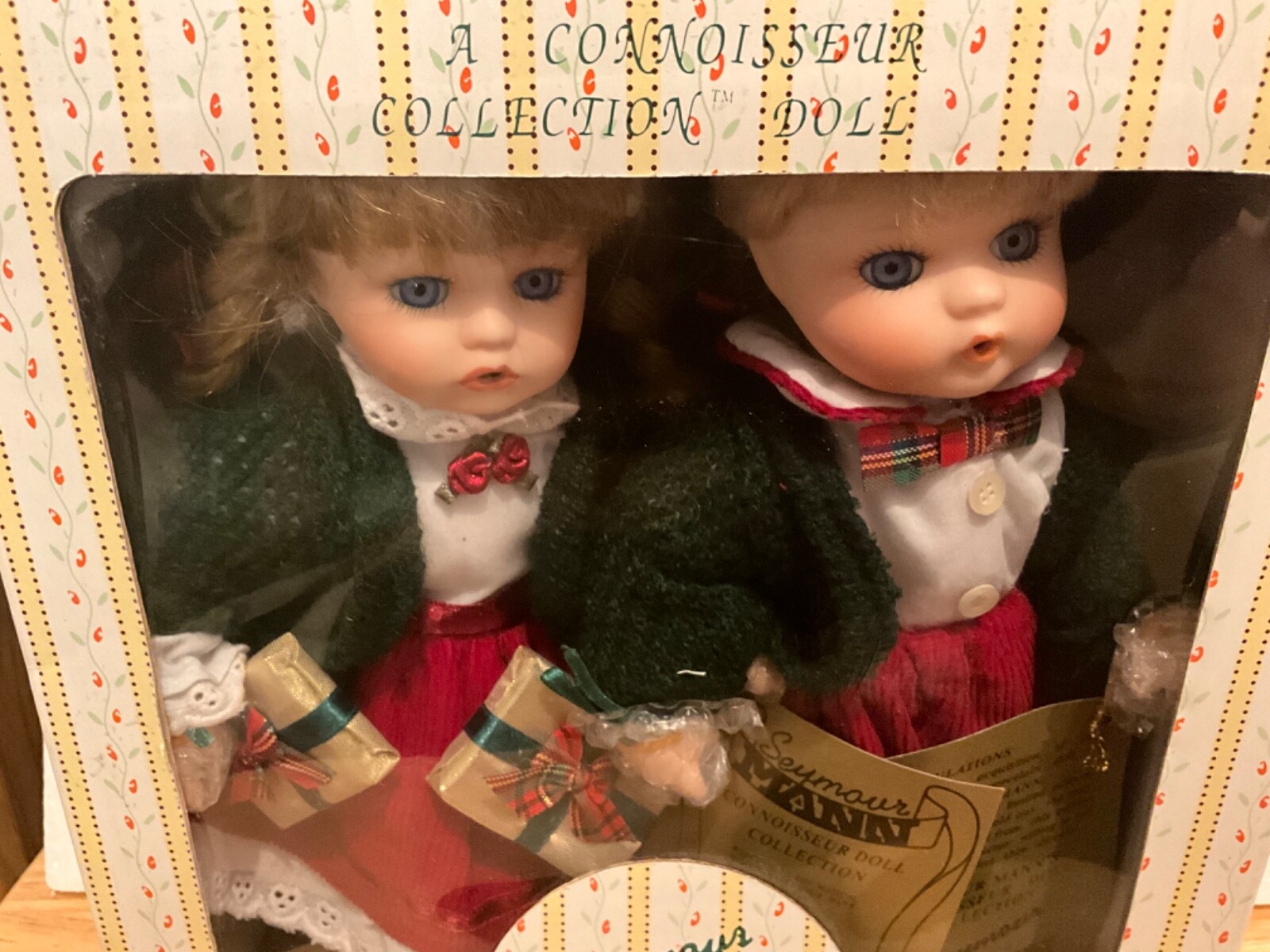 Seymour Mann 10” Tall Porcelain Boy And Girl Matching Dolls Twins W/Stands – NIB