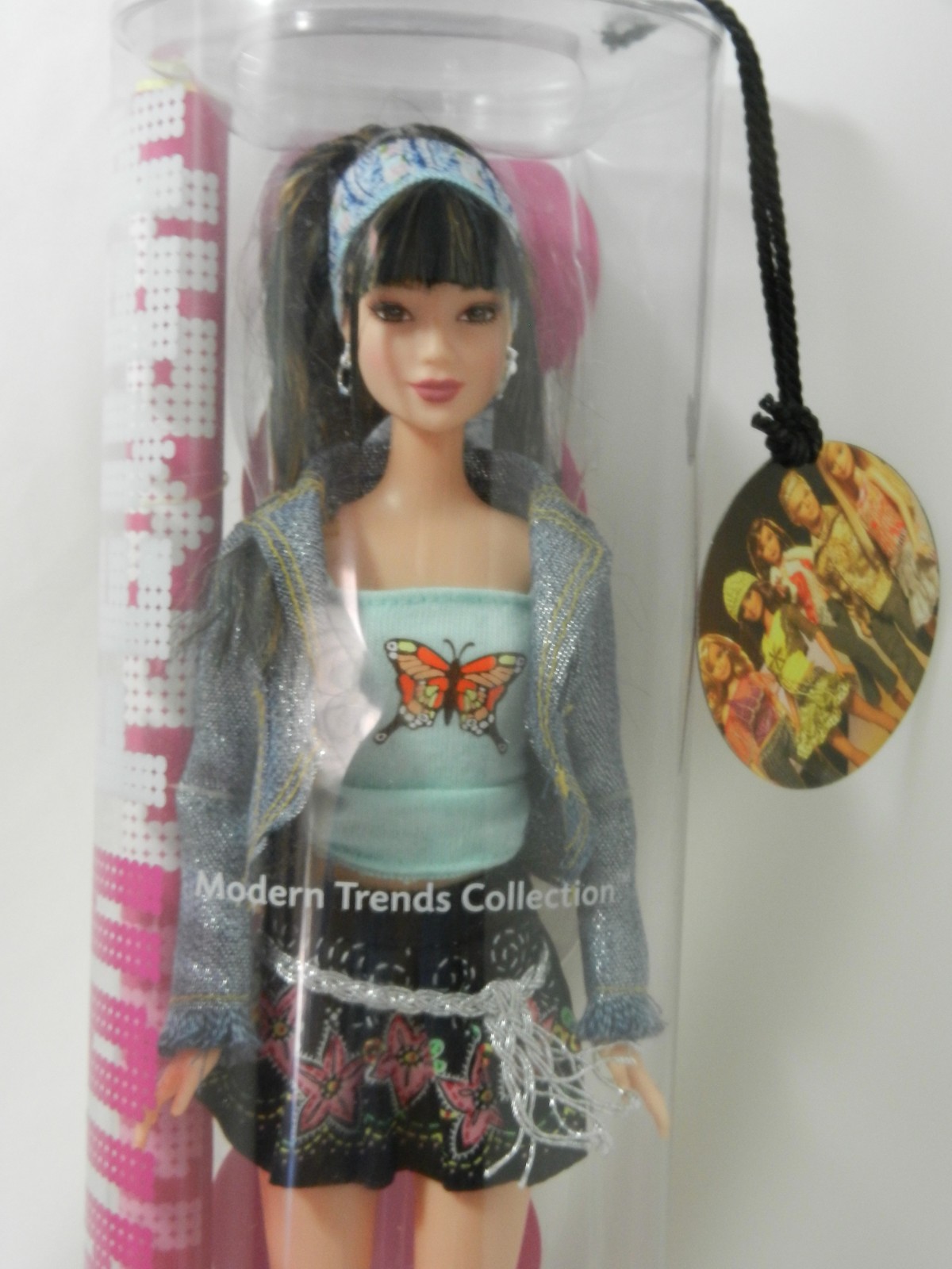 RARE FASHION FEVER LEA BARBIE DOLL 2005 MATTEL J1362 NRFB