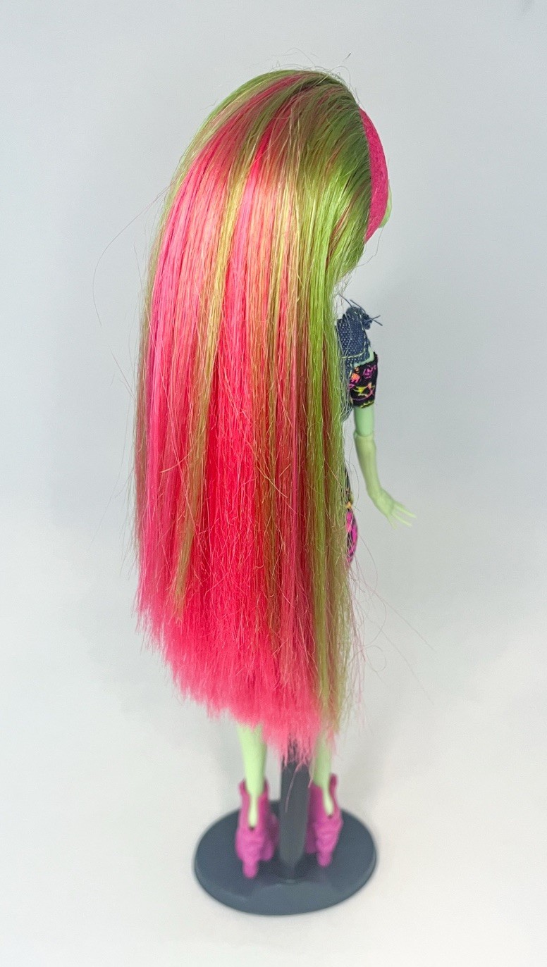 MONSTER HIGH Doll Venus McFlyTrap First Wave 4 Doll 2012 Mattel.