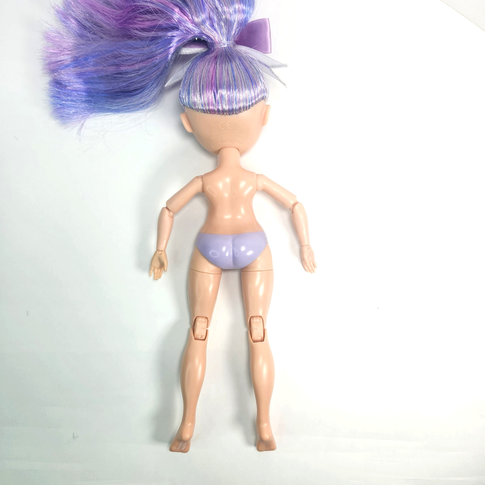 Rainbow High Cheerleader Violet Willow Doll w/ Outfit & Cheer Pom Poms READ
