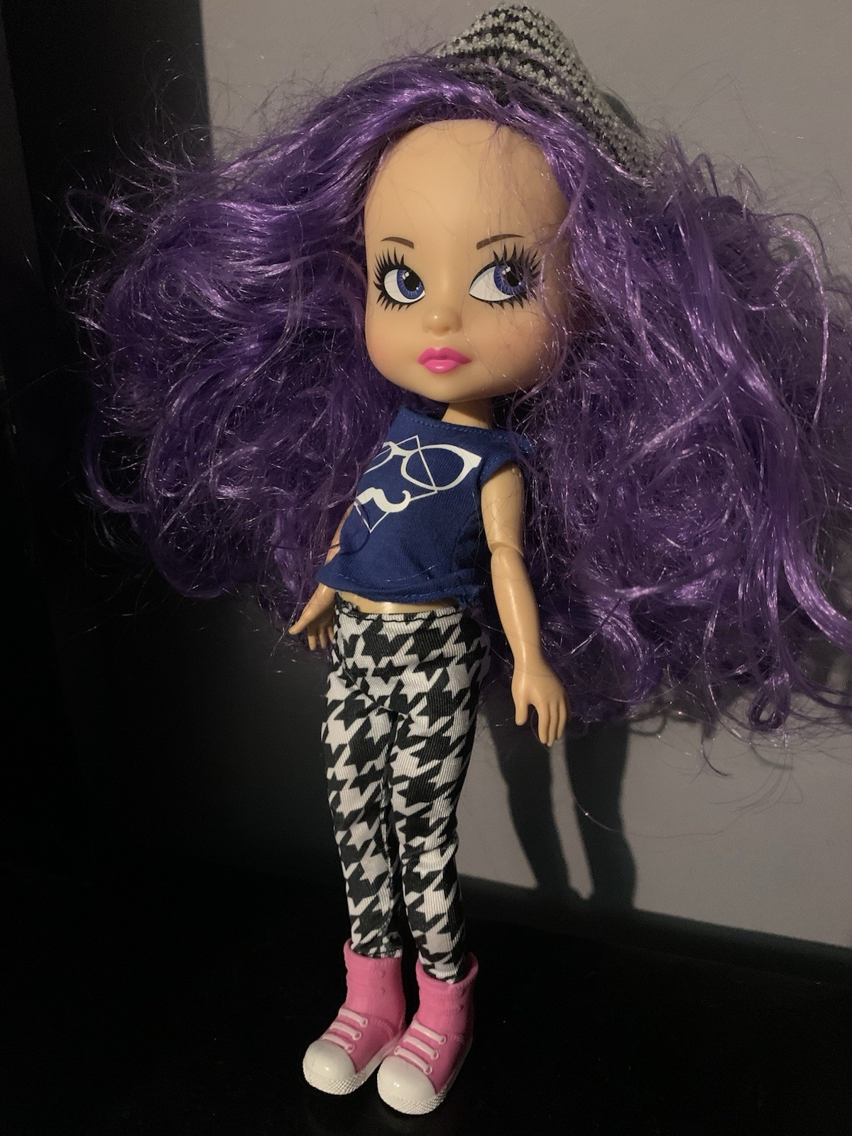 Middle School Moguls Izzy Doll Digital Diva Figure 11.5 Inches