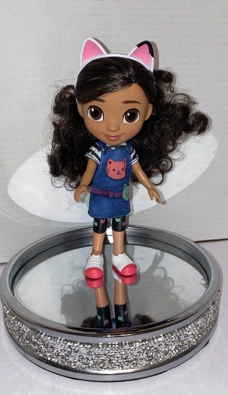 Gabby’s Dollhouse 8-inch Gabby Girl Doll Cat Headband