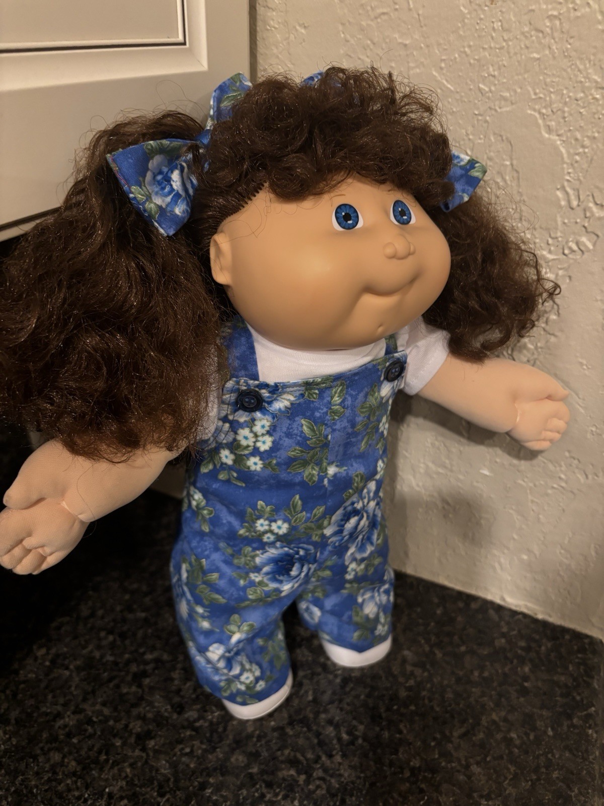 Cabbage Patch Kid Cornsilk Designer Line brown curly hair blue eyes overalls