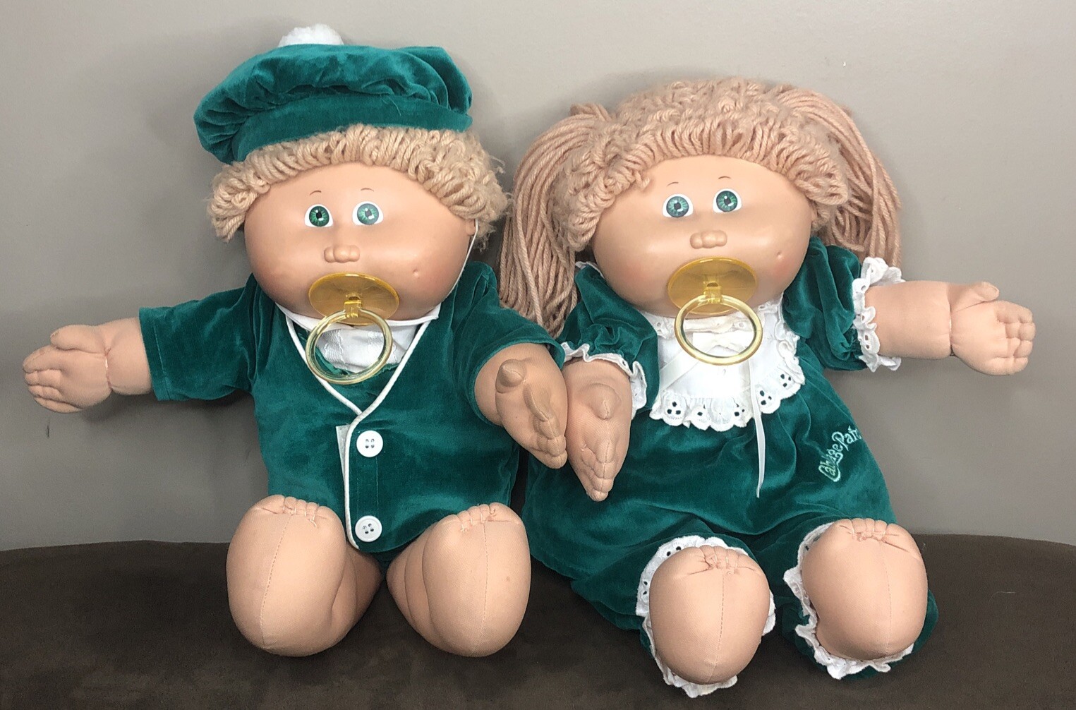 CABBAGE PATCH KIDS TWINS Limited Ed Boy & Girl Light Brown Hair Pacifiers CPK