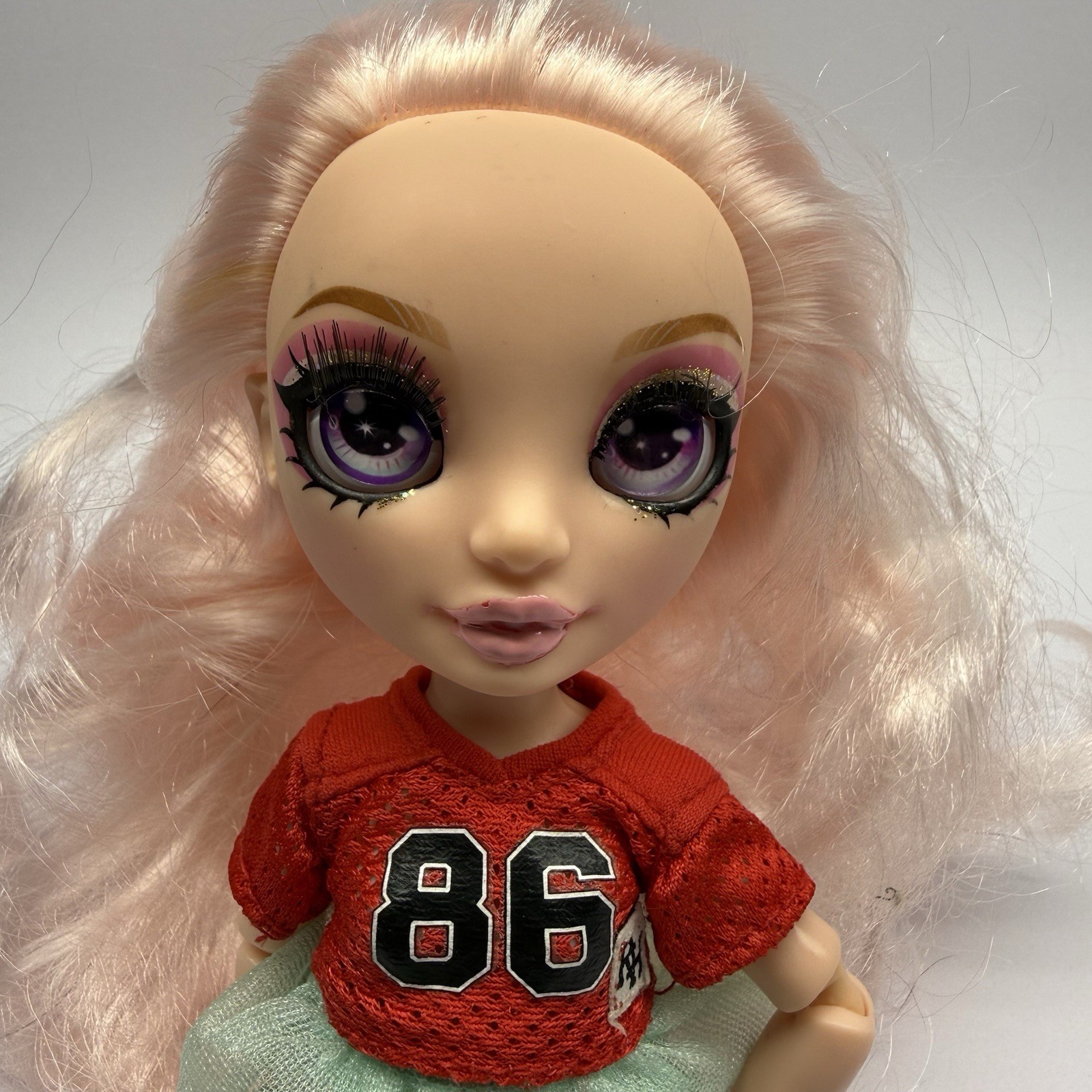 Rainbow High Doll Pacific Coast Bella Parker Fashion Doll Not Originally Clothes