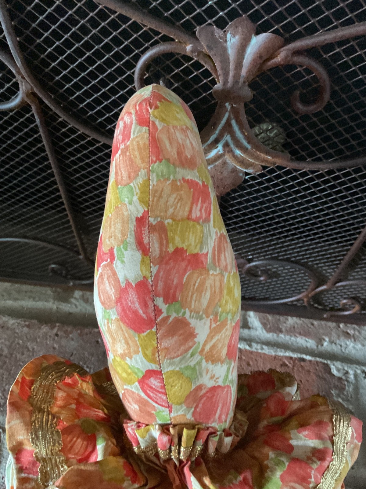 Vintage Yo-Yo Clown Pixie Elf Doll Peach Circles Fabric Plastic Face Flaw