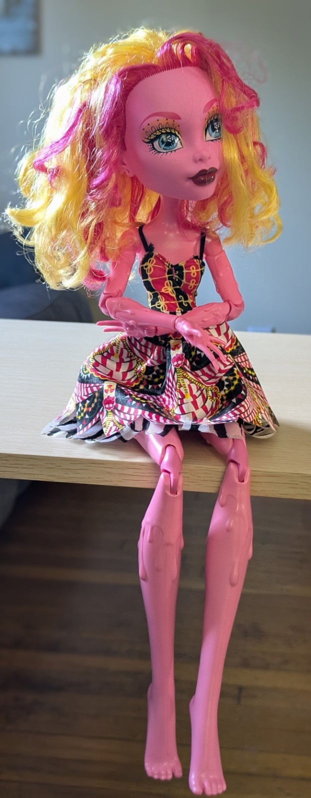 Mattel Monster High Gooliope Jellington Freak Du Chic 17″ tall doll 2014, EUC