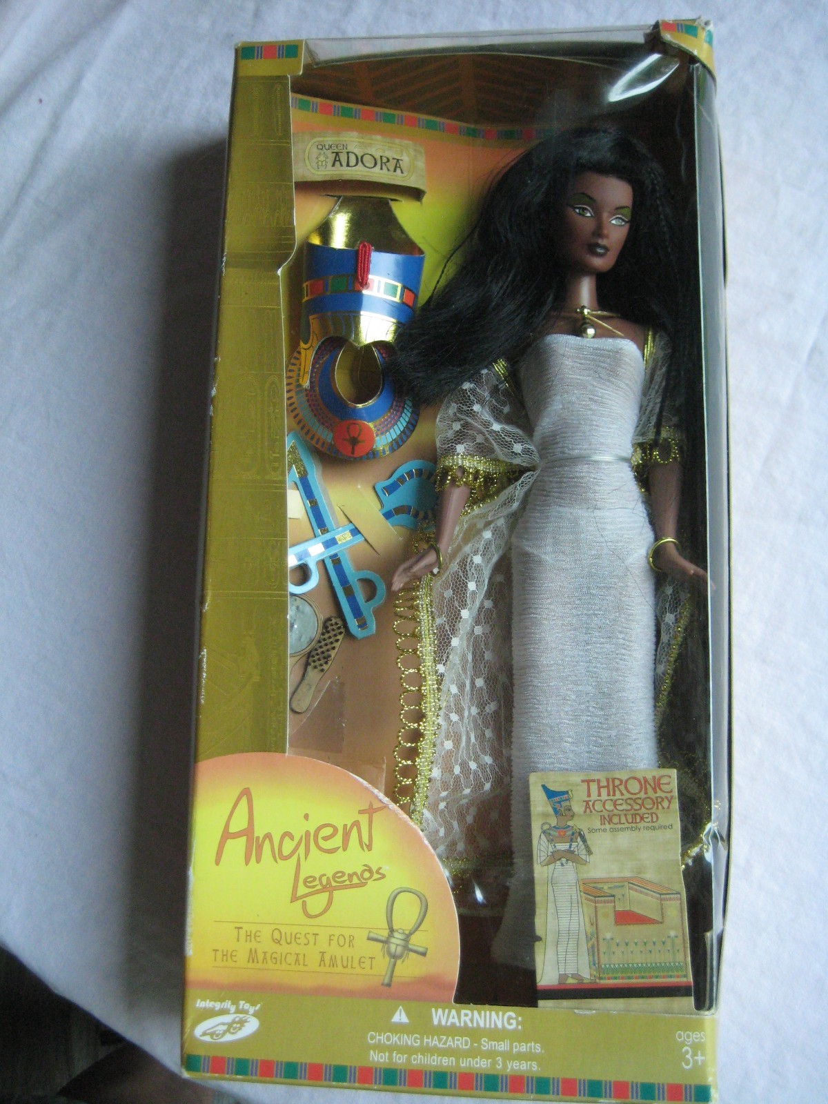 Queen Adora – Ancient Legends – Integrity Toys – 2004 – #10068 Opened box
