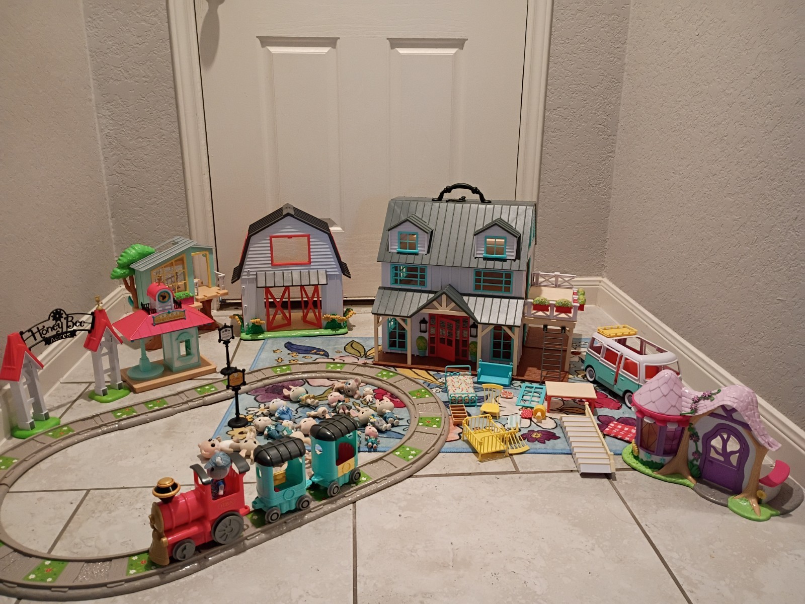 Honey Bee Acres Lot