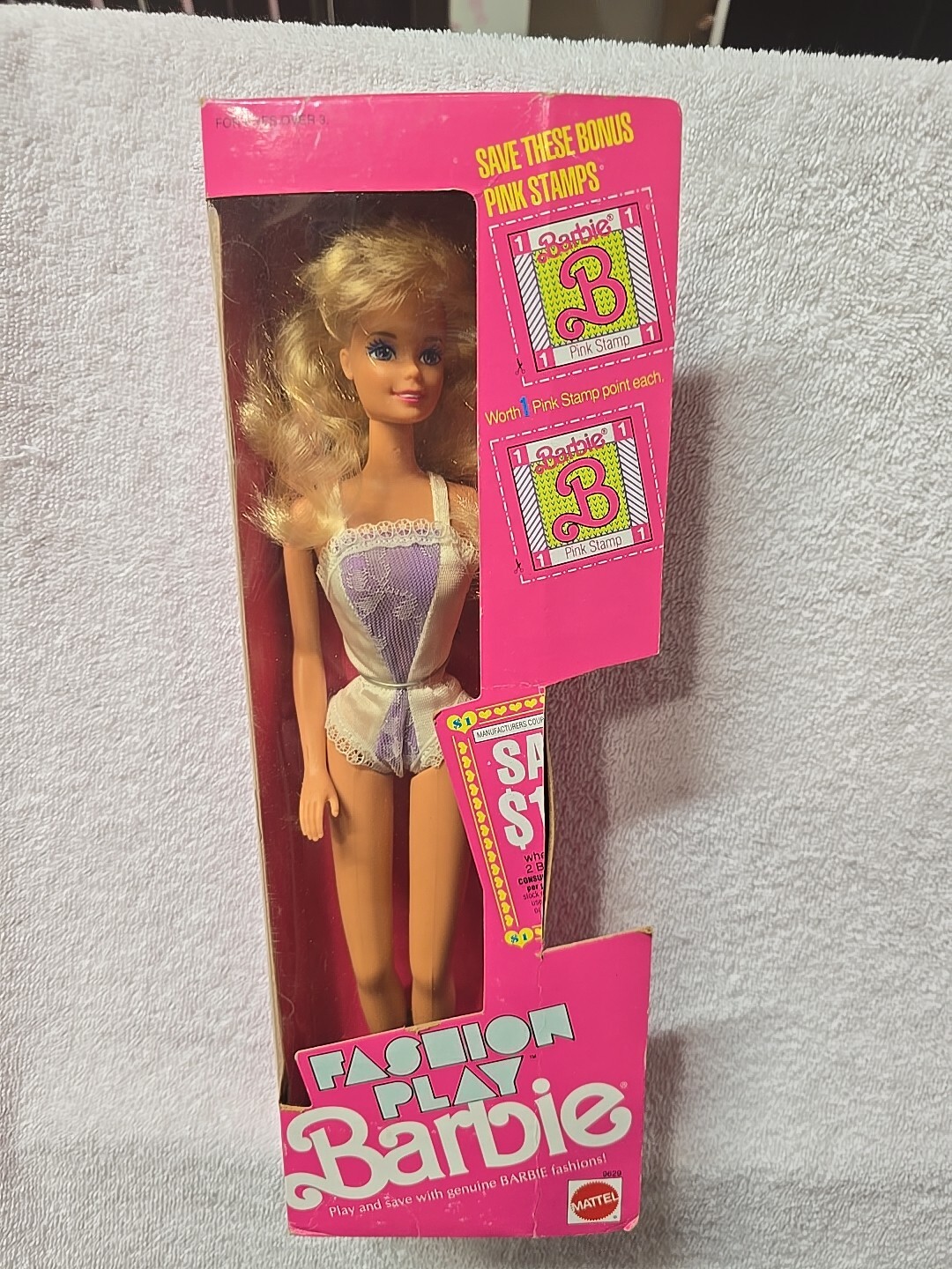 Fashion Play Barbie 1990 New In Box