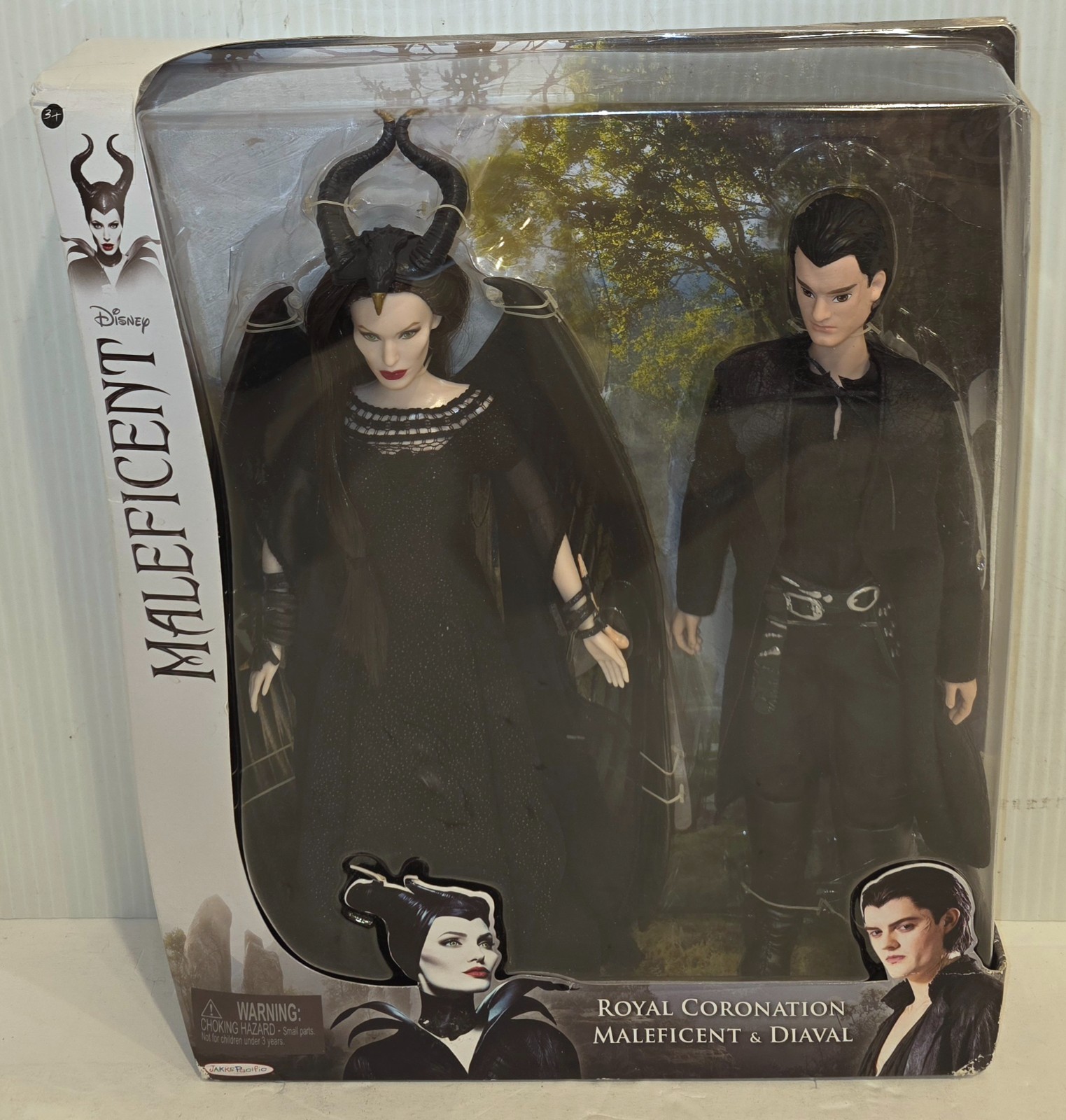 Disney Maleficent Royal Coronation Maleficent and Diaval (NEW IN DISTRESSED BOX)