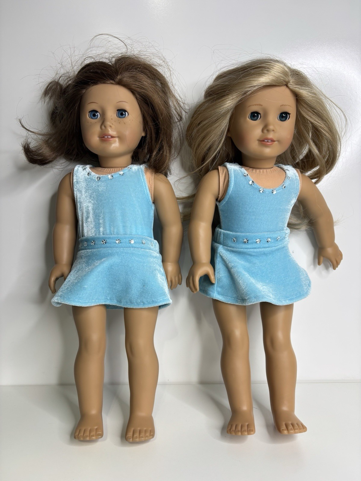 American Girl Doll Twins Brown And Blonde Hair With Blue Eyes. Cheerleaders?