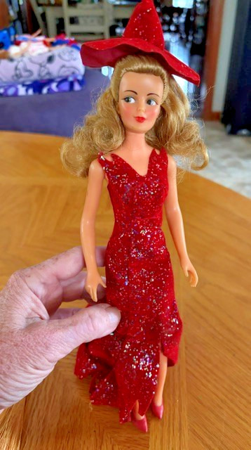 Vintage *HTF* 1965 Ideal Bewitched Samantha Doll – Dress Hat Broom Undies Shoes!